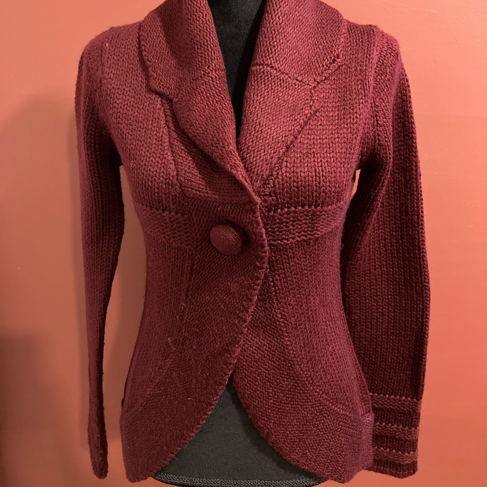 Derek Heart Sweater, size Medium, Burgundy